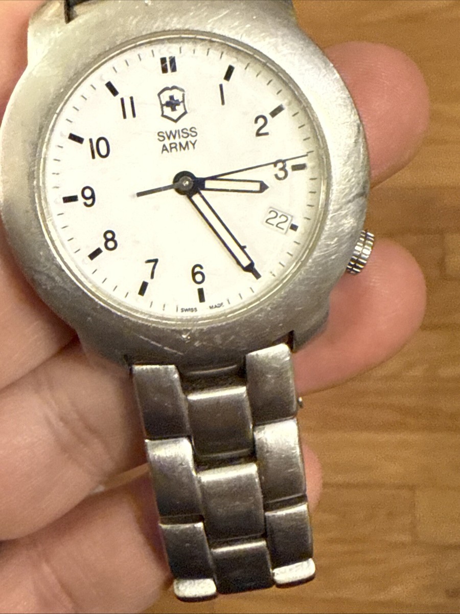 VICTORINOX ヴィクトリノックス V7-00 クォーツ 腕時計 Victorinox Swiss Army Men V7-00 Basic Stainless Steel Date Quartz