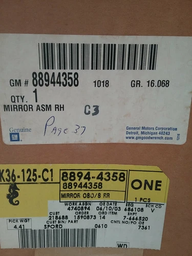 Gm Mirror 88944358 Look Genuine New