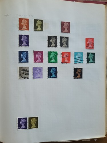 GB Stamps In An Album - Early QEII Onwards, Many Castles - Afbeelding 7 van 19