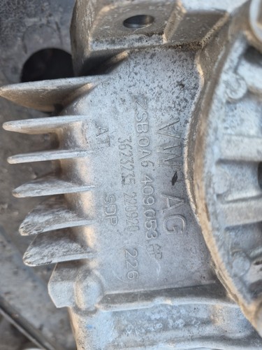 2018-2021 VOLKSWAGEN VW ATLAS AWD TRANSFER CASE - Picture 2 of 7