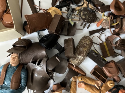 Vintage Marx Johnny West Big Lot Over 100 Items - Picture 10 of 15