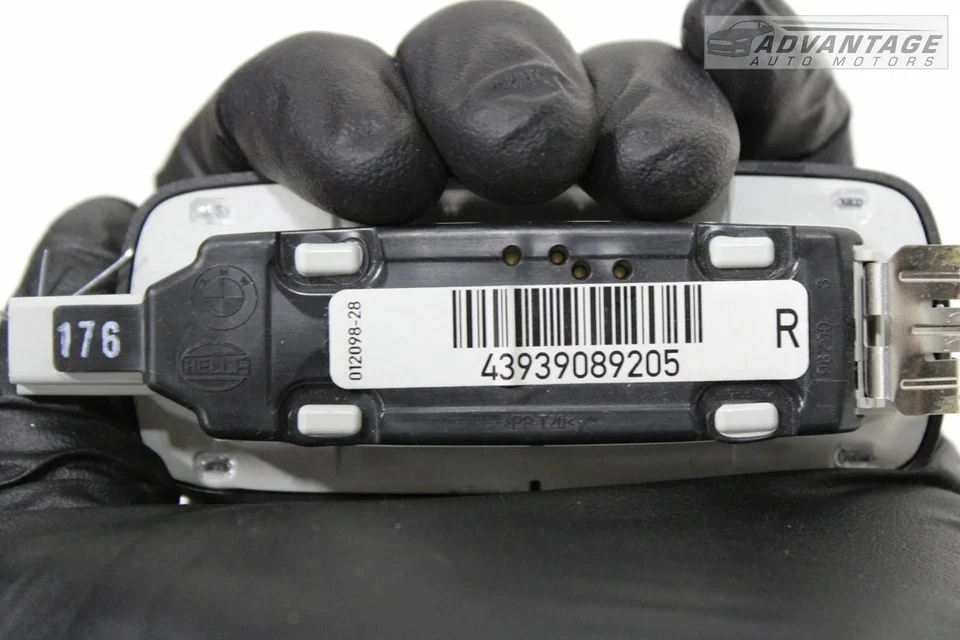 BMW 750I XDRIVE 2016-2022 trasero derecho domo luz lámpara de lectura OEM Foto 4 de 4