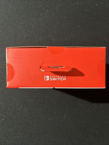 *New and Sealed* Nintendo Switch Wired Controller - Picture 3 of 3