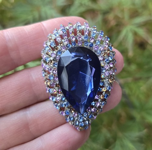 Blue, Purple, Tan crystal silver-tone, MAGNETIC brooch. Magnetic scarf clasp pin - Picture 7 of 10