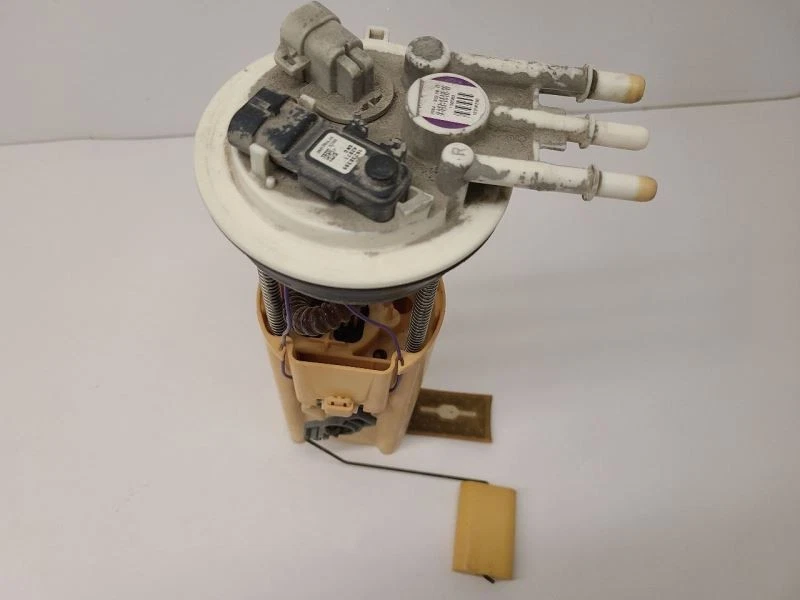 Conjunto de bomba de combustible Buick Century 2004 2005 3,8 L 19180109 04-05 Foto 2 de 4