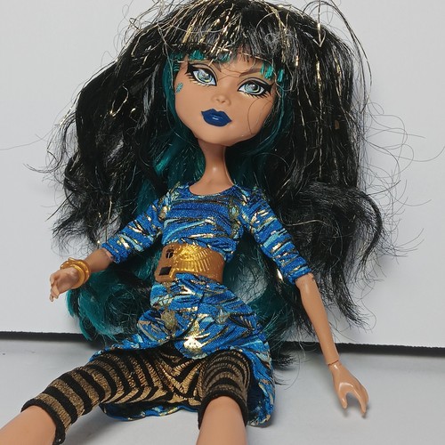 Monster High Cleo De Nile Picture Day Puppe 2008 Mattel guter Zustand mit Armband - Bild 11 von 17