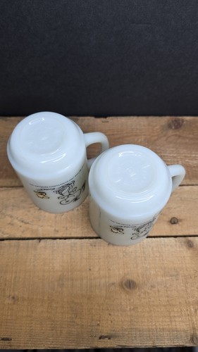 Vintage Peanuts Snoopy & Woodstock Kaffeeservice (2) Tassen Fire King 1965 Milchglas - Bild 13 von 17