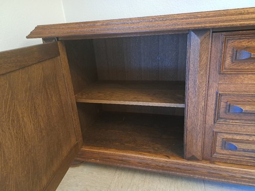 Sideboard Anrichte, Antik, Eiche massiv, re. u. li. Türen, Mitte 3 Schubladen - Bild 4 von 12