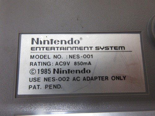 Probado Original Nintendo NES Sistema Consola 1985 NES-001 2 Mandos Completo - Imagen 5 de 5