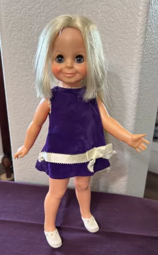 1971 Ideal Velvet Doll-In Original Dress And Clogs. Chrissy’s Cousin.