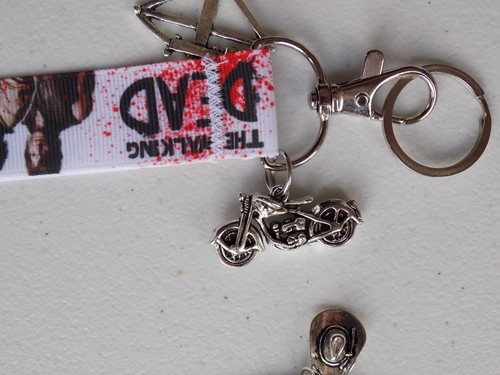 White Walking Dead Lanyard with choice of charm - Picture 5 of 18