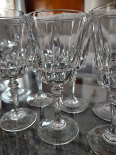 16 VINTAGE Wine Water Glasses Crystal Vertical Cuts Hexagon Stem Two Sizes - Picture 3 of 6