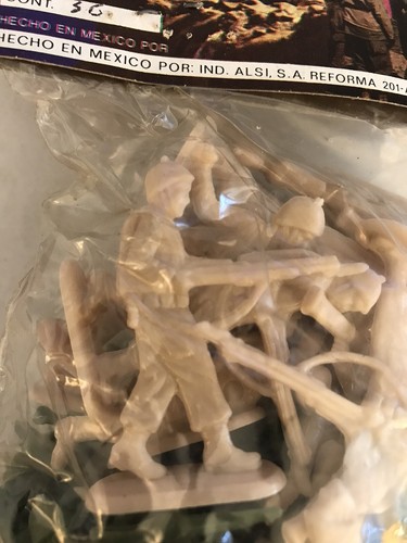 Industrias ALSI Plastic Action Figure Soldiers 30 Figures 1.75” New Old Stock - Picture 3 of 9