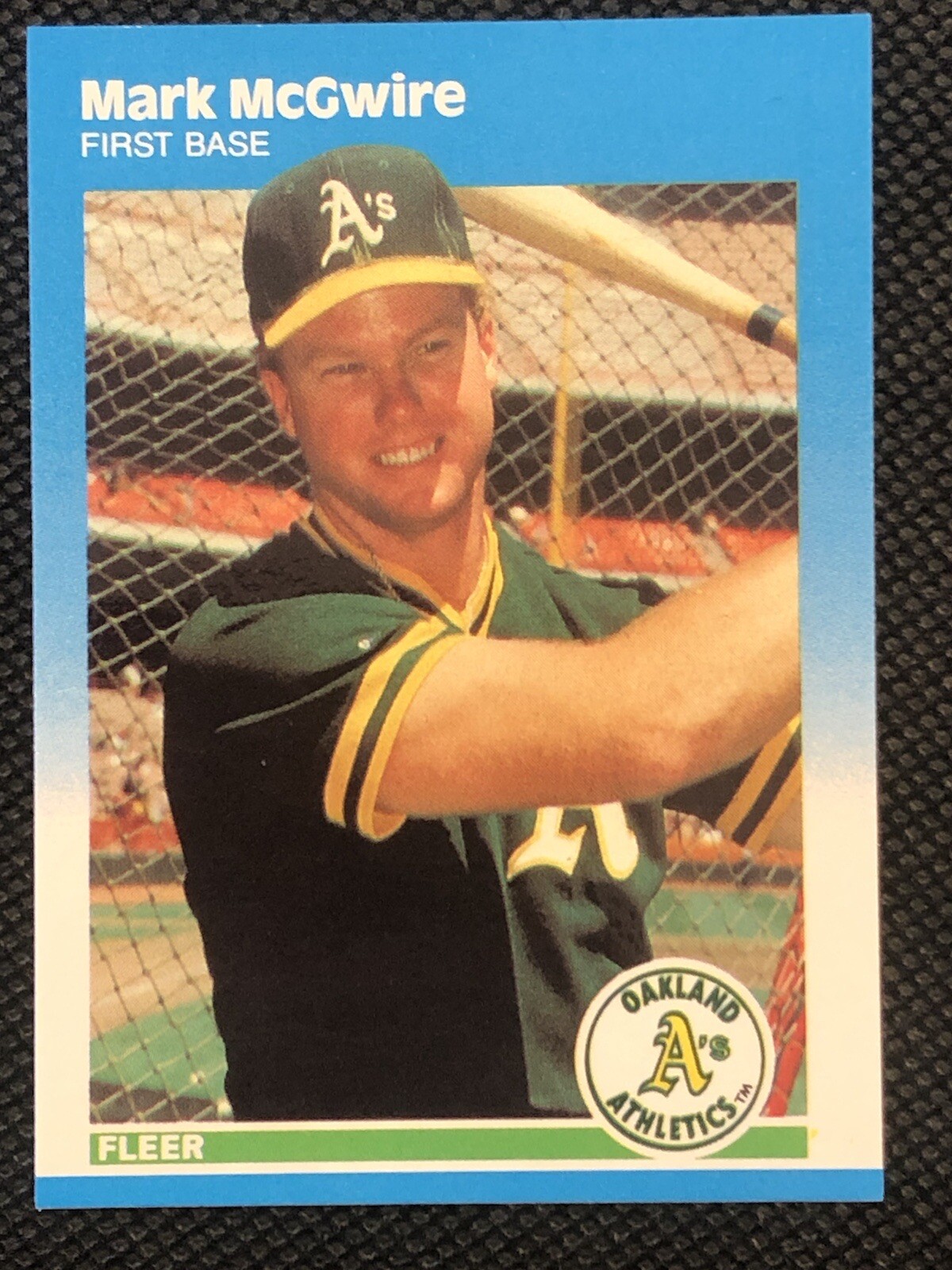 1987 Mark McGwire Fleer Glossy Update #U-76 QTY