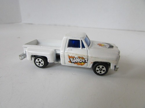 1970's Chevrolet Stepside Diecast Bandit White Pickup Truck  1/64 H3 - Picture 4 of 6