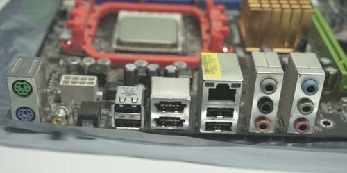 ASRock M3A770DE wAMD X3-445 CPU, 4GB Ram, has lots of features floppy,ide,sata - Picture 10 of 19