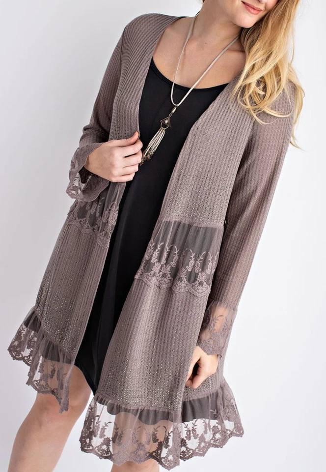 Cárdigan túnica plumero con volantes de encaje boho cristal moca talla grande Vocal XL 1X