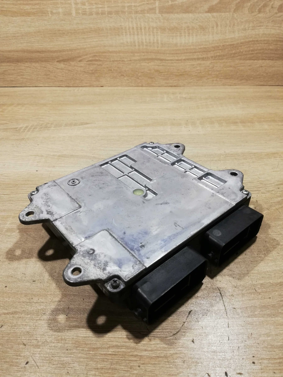 Mitsubishi Colt 1860135900 1860b359 Motor ECU Engine Module Unit 