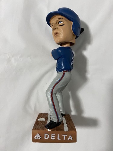 Dan Uggla 26 Atlanta Braves 2011 Bobblehead collectors Series By Delta - Bild 8 von 8