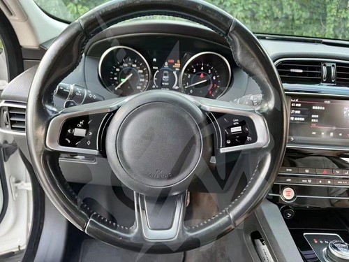Botones táctiles de control del volante aptos para actualización JAGUAR XE 2015-2019 - Imagen 4 de 5