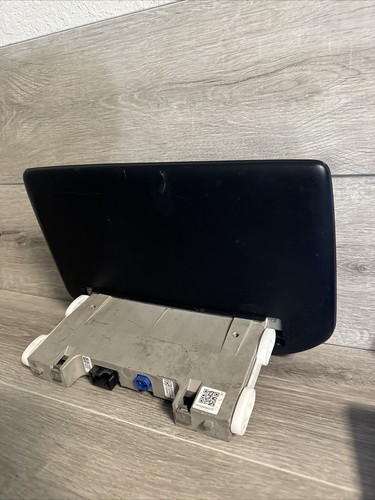 2022-2024 Volkswagen ID.4 12” MMI/navigation Display OEM 10B919606B - Picture 4 of 8