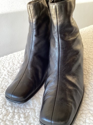 Vintage Lilley and Skinner, Women’s Black Leather Ankle Boots, Size 6 - Picture 7 of 15