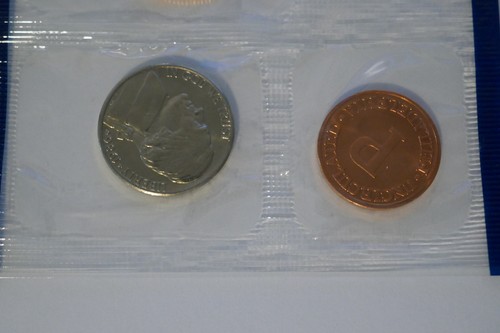 1986 US Mint Uncirculated Coin Set ~ Denver Philadelphia Mint - Picture 15 of 17