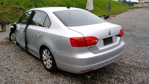 Wheel 16x6-1/2 Alloy 5 Spoke V Design Fits 10-16 JETTA 1495926 - Picture 3 of 7