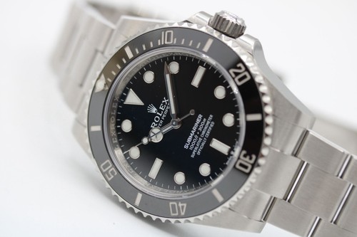 Rolex Submariner Non Date 124060 Full Set 2020 Unpolished - Picture 12 of 13
