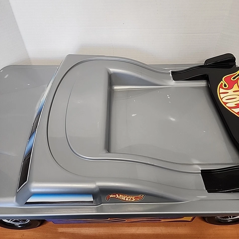Mattel Hot Wheels Car Case Toy Box Chest Storage Hide Away 30x18.25x8" - Image 3 of 4