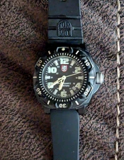 PRE OWNED MENS SWISS LUMINOX SERIES 0200