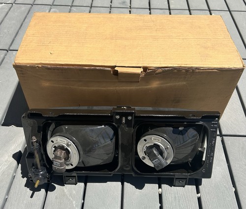 1988-1991 NOS GENUINE GM OLDSMOBILE OLDS CUTLASS SUPREME LEFT HEADLAMP 16511775 - Picture 2 of 5