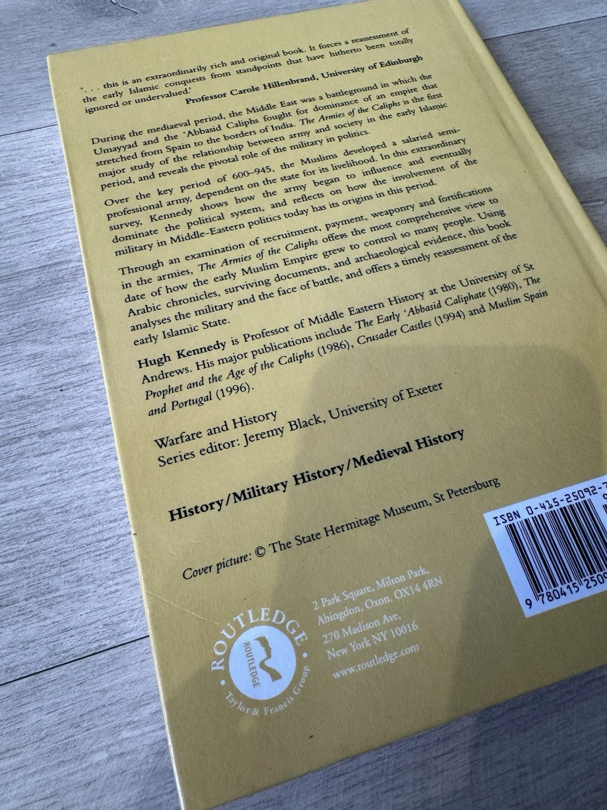 The Armies of the Caliphs by Hugh Kennedy - 9780415250924 7