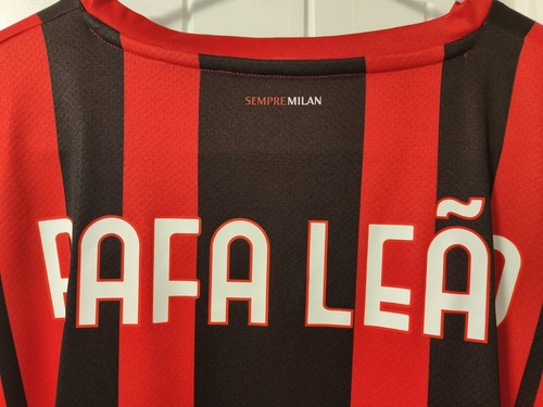 Maillot de football domicile signé AC Milan #10 avec certificat d'authenticité Beckett Rafael Leao autographe signé - Photo 4/8