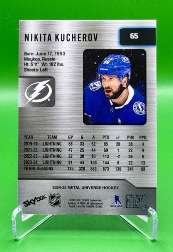 Lote de 3 cartas del equipo SkyBox Metal Universe Hockey Tampa Bay Lightning 2024-25 - Imagen 6 de 8