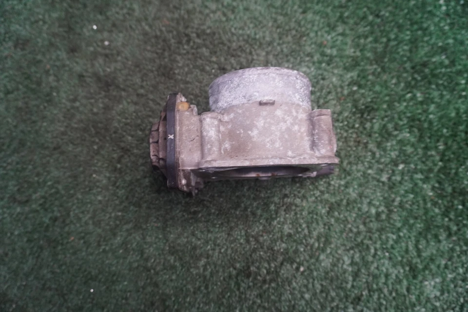 Корпус дроссельной заслонки 2008 TOYOTA Sienna 3,5 л от оригинального производителя 126 000 миль 220300P050 - Изображение 3 из 4