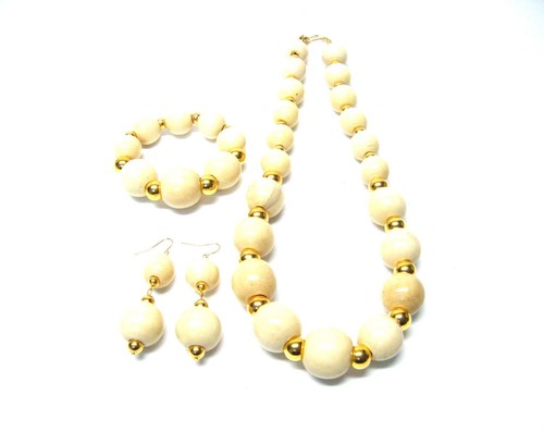 Chunky Round Earthy Cream Wood Bead w/Gold Findings Necklace/Bracelet/Earrings - Picture 4 of 11