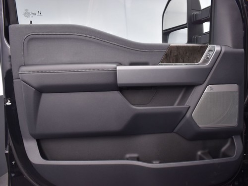 2024 Ford F-250 Harley Davidson Edition - Picture 17 of 40