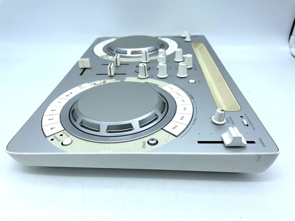 Pioneer DDJ-WEGO4-W DJ Controller Silver Only one play Pioneer DDJ-WEGO4-W DJ Controller Silver Only one play
