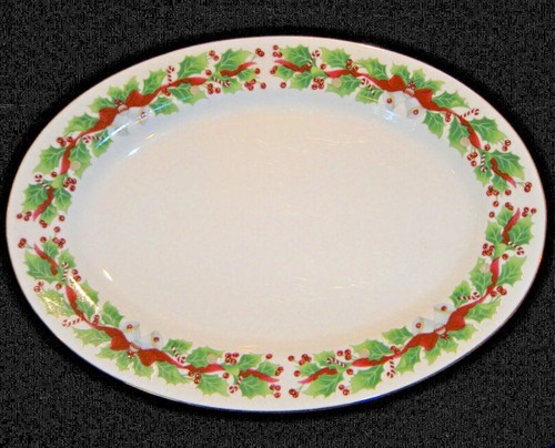 Sango "Christmas Holly" #8415 Dinnerware - Picture 43 of 49