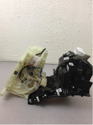 2014-16 HYUNDAI ELANTRA FLOOR GEAR SHIFTER 46700 3X510 &BEZEL 84650-3XDFOSA5 OEM - Picture 8 of 12