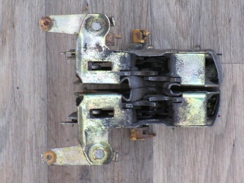 87-93 MUSTANG GT DOOR LATCHES & HARD WARE L/H R/H OEM1993 - Picture 8 of 10