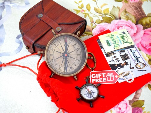 Retro Brass Compass with Leather Case – Travel Souvenir & Navigation Tool - Picture 9 of 9