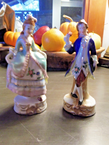 Made in Occupied Japan Lovely Porcelain Colonial Figure Couple-Free Shiping - Picture 4 of 9