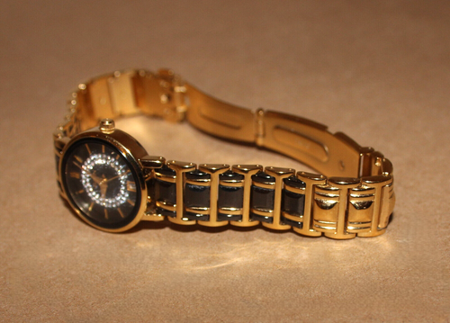 Elgin Womens EG353 Gold-Tone Black Ceramic Crystal Accented Watch w/Box New Bat. - Picture 11 of 24