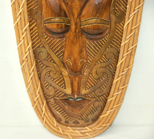 Tribal Mask Wood Rattan, Hand Carved 26" Tall Indonesia - Picture 8 of 9