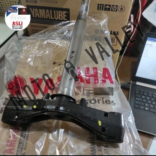 Genuine Yamaha NMAX 125/150/155 2021-2024 Front Fork Under Bracket B6H-F3340-00 - Picture 4 of 9