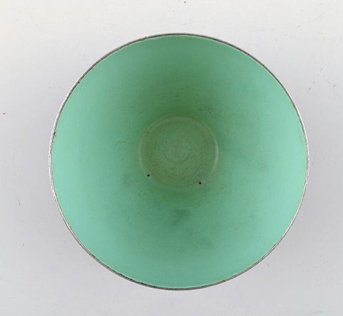 Set of six Krenit bowls by Herbert Krenchel. Black metal and mint green enamel. - Picture 3 of 7