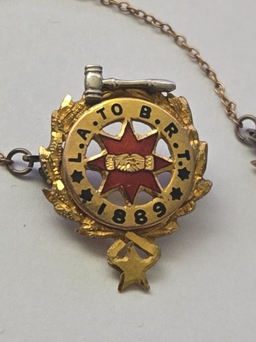 10kt Gold Pin, Vintage Ladies Auxiliary to Brotherhood of Railroad Trainmen 2.2g