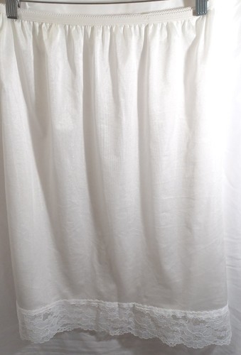 Half Slip Size Medium Wide Lace 24 inch - Picture 3 of 3